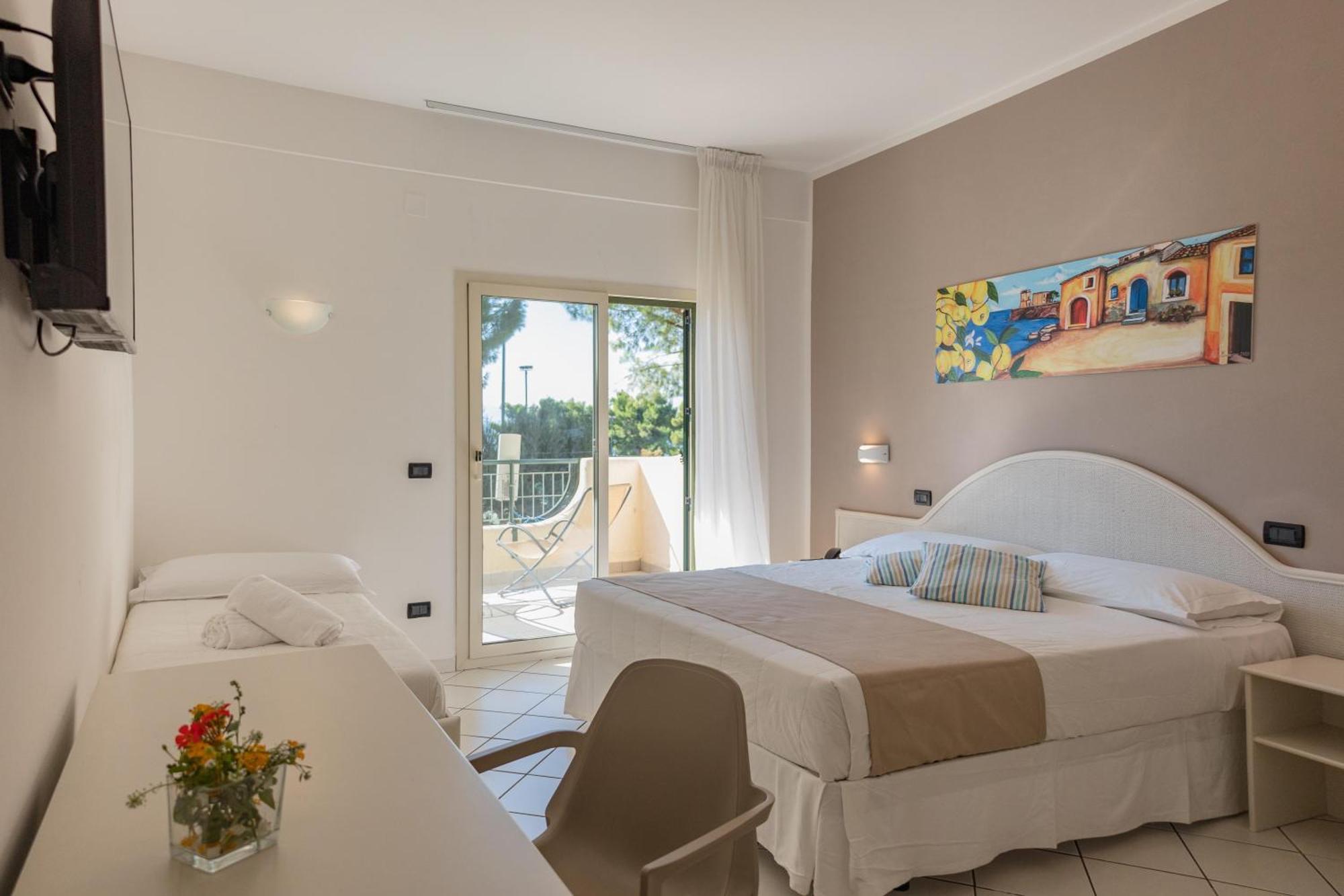 Cdshotels Terrasini - Citta Del Mare מראה חיצוני תמונה